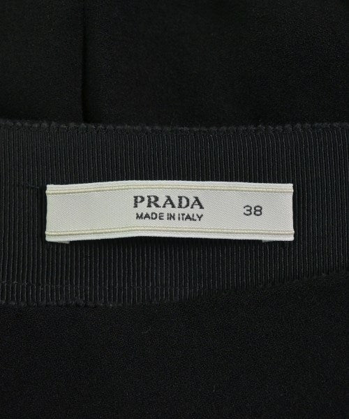 PRADA กระโปรงยาวถึงเข่า