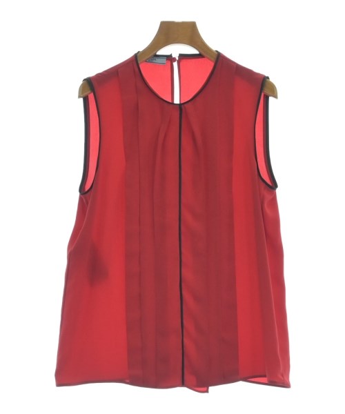 PRADA เสื้อลำลอง