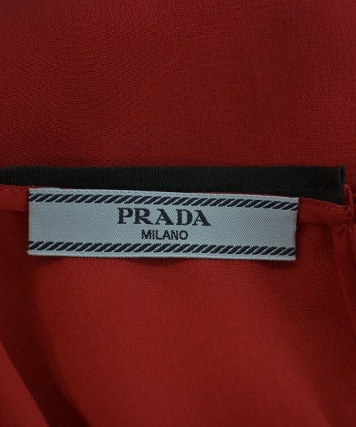 PRADA เสื้อลำลอง