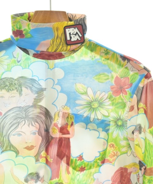 PRADA เสื้อยืด/เสื้อท็อปส์