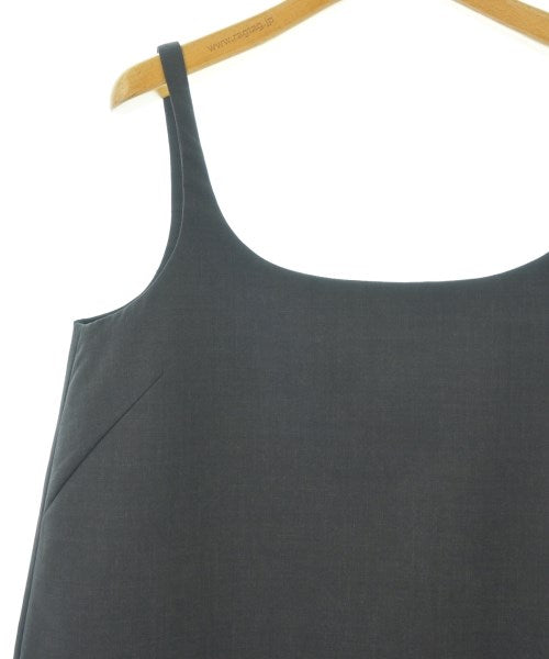 PRADA เสื้อลำลอง