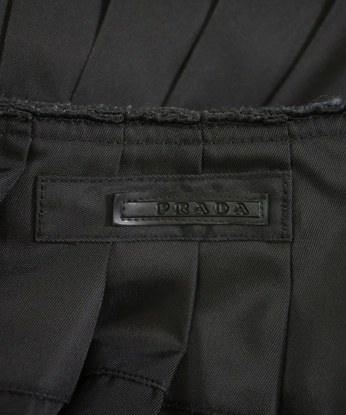 PRADA กระโปรงยาวถึงเข่า