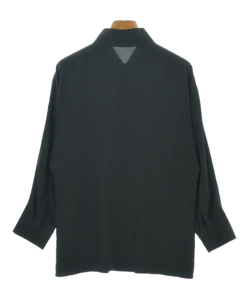 PRADA เสื้อสตรี