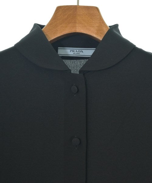 PRADA เสื้อสตรี