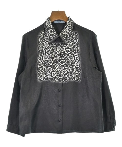 PRADA เสื้อลำลอง