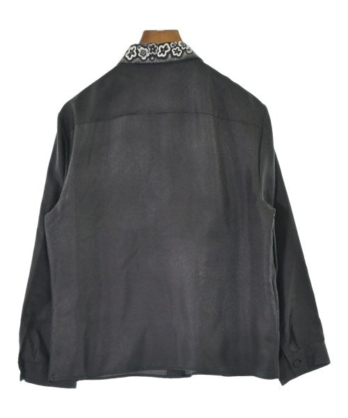 PRADA เสื้อลำลอง