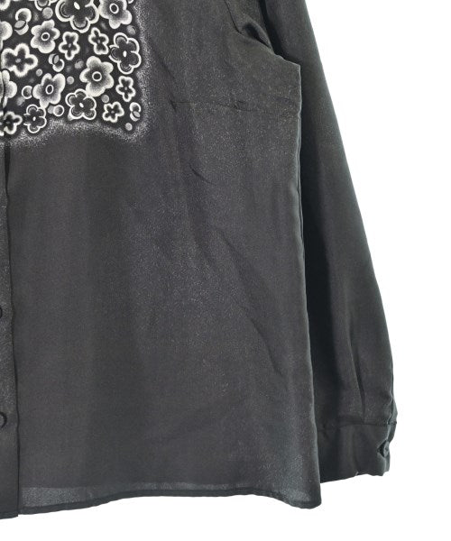 PRADA เสื้อลำลอง
