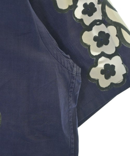 PRADA เสื้อลำลอง