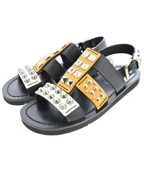 PRADA รองเท้าแตะ