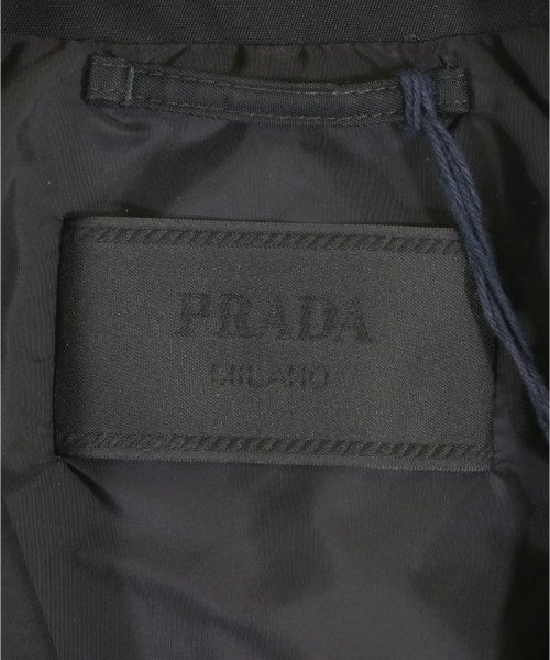 PRADA เสื้อกันฝน
