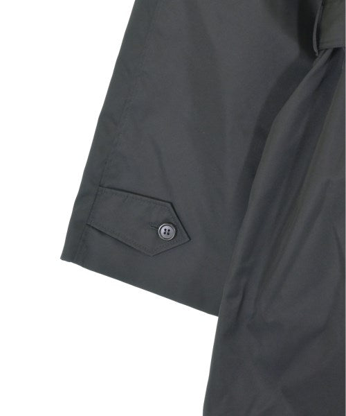 PRADA เสื้อกันฝน