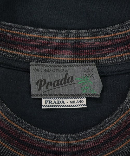 PRADA เสื้อยืด/เสื้อท็อปส์