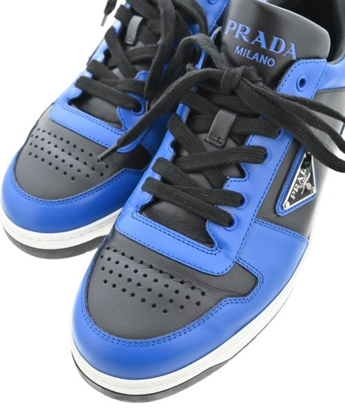 PRADA รองเท้าผ้าใบ