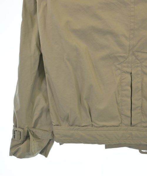 PRADA เสื้อกันฝน