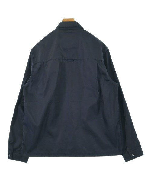 PRADA เสื้อลำลอง