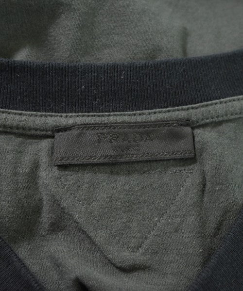 PRADA เสื้อยืด/เสื้อท็อปส์
