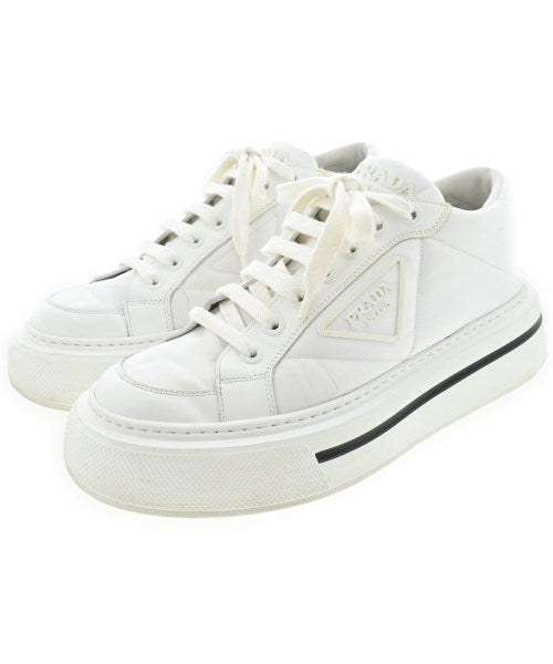 PRADA รองเท้าผ้าใบ