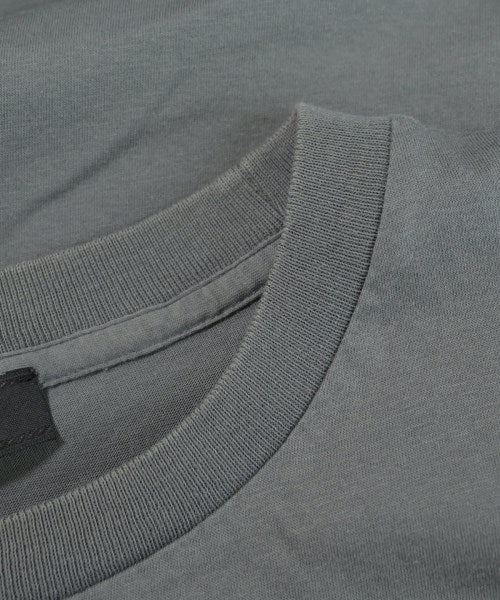 PRADA เสื้อยืด/เสื้อท็อปส์