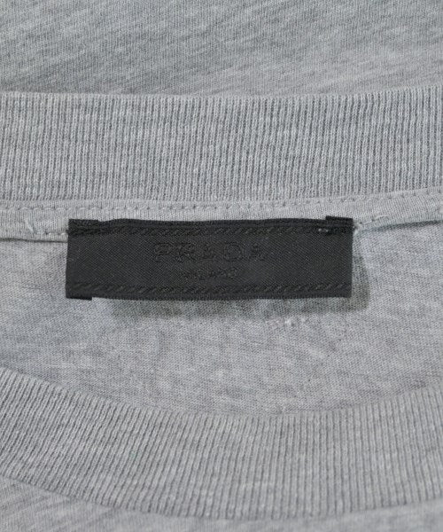 PRADA เสื้อยืด/เสื้อท็อปส์