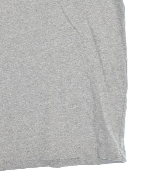 PRADA เสื้อยืด/เสื้อท็อปส์