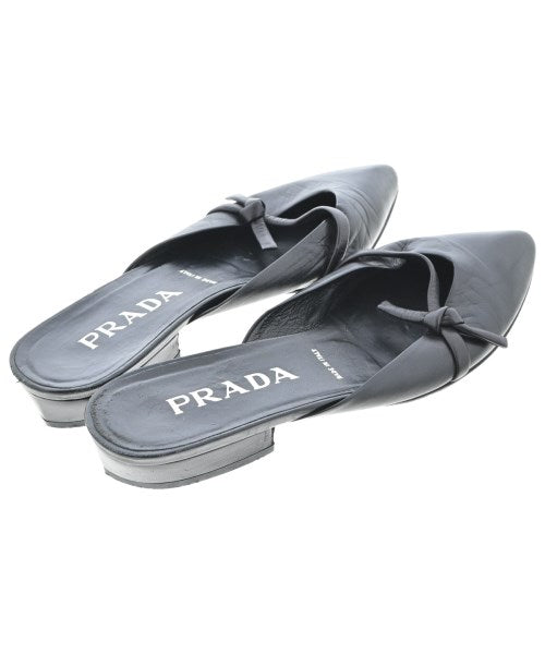 PRADA รองเท้าแตะ