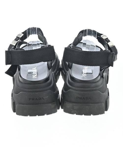 PRADA รองเท้าแตะ