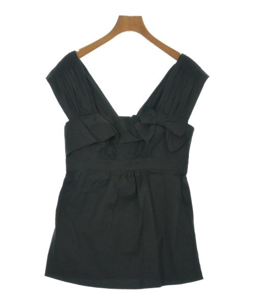 PRADA เสื้อสตรี