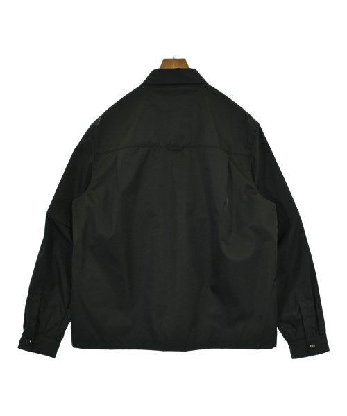 PRADA เสื้อลำลอง