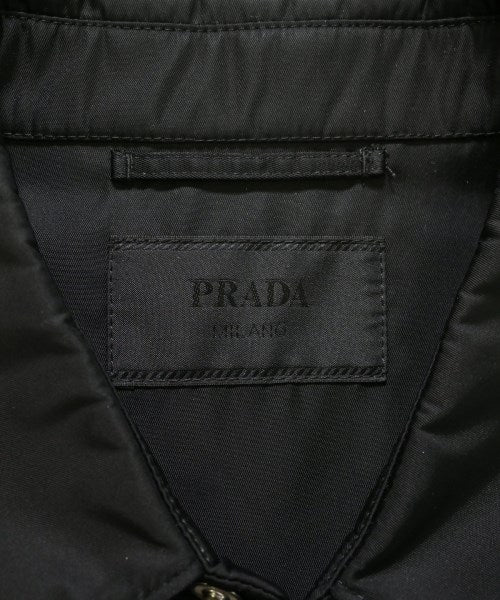 PRADA เสื้อลำลอง