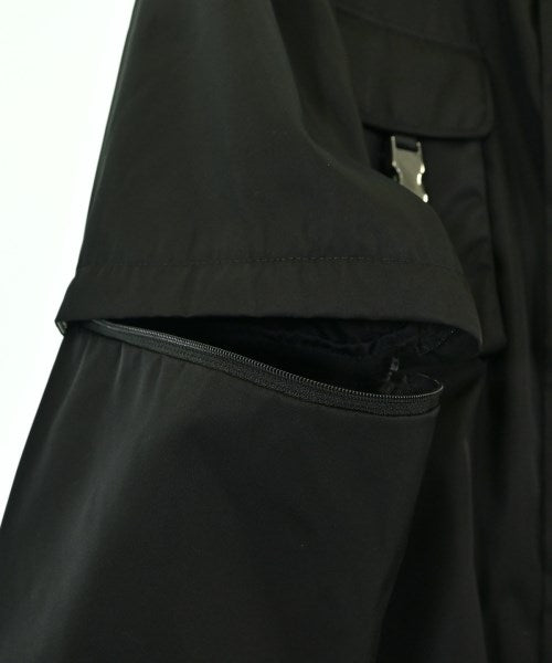 PRADA เสื้อลำลอง