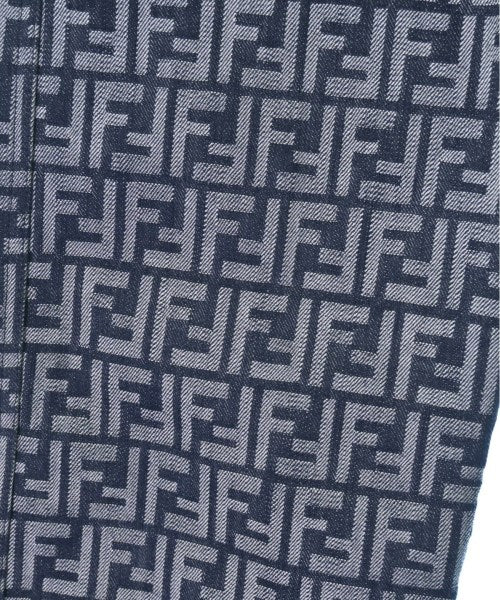 FENDI ยีนส์