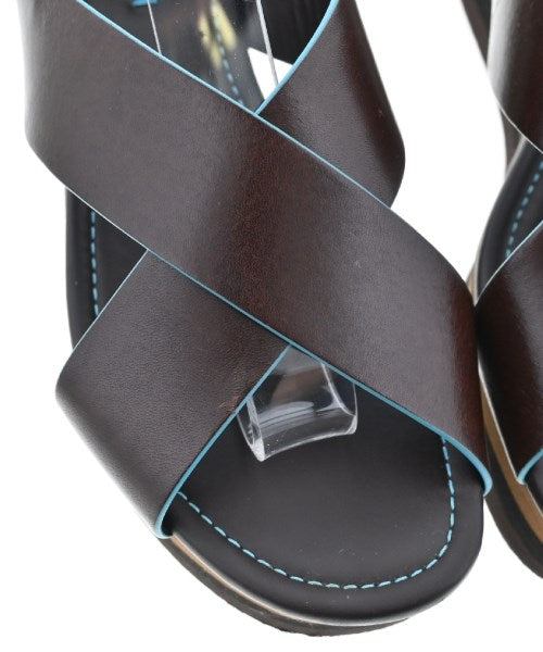 FENDI รองเท้าแตะ