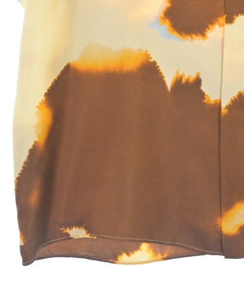 FENDI เสื้อลำลอง