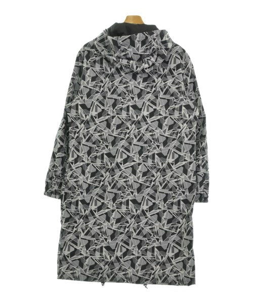 FENDI เสื้อโค้ท