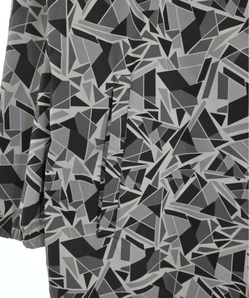 FENDI เสื้อโค้ท