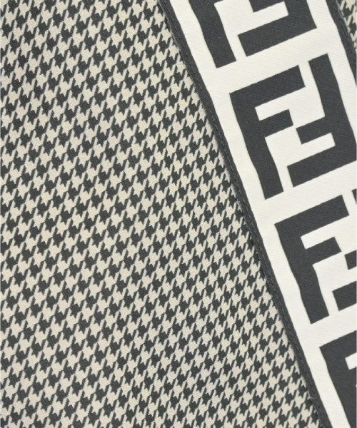 FENDI แจ็คเก็ตเบลาส์ อื่น