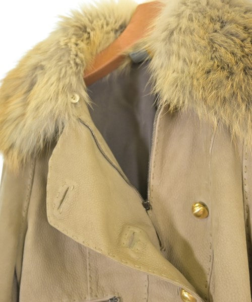 FENDI แจ็คเก็ตเบลาส์ อื่น
