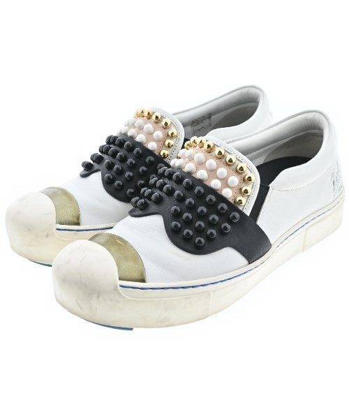 FENDI รองเท้าผ้าใบ