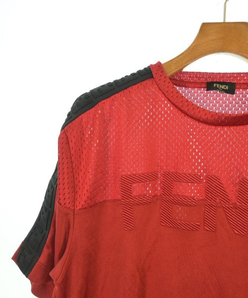 FENDI เสื้อยืด/เสื้อท็อปส์