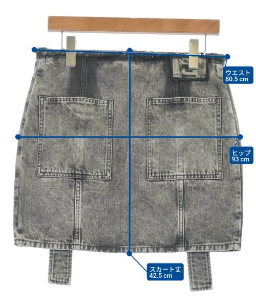 FENDI กระโปรงยาวถึงเข่า