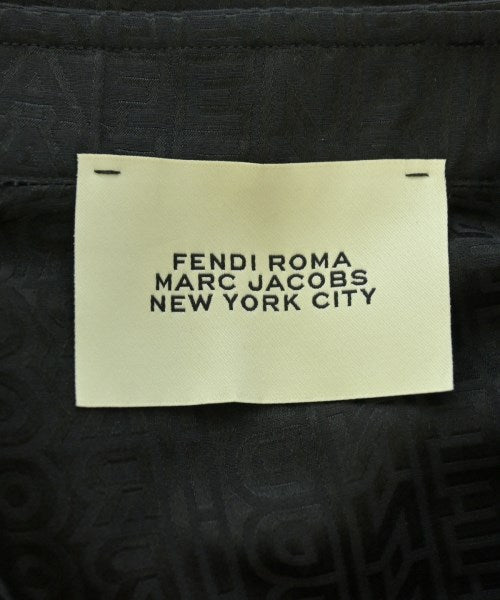 FENDI เสื้อลำลอง