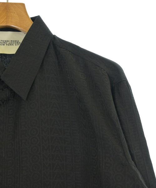 FENDI เสื้อลำลอง
