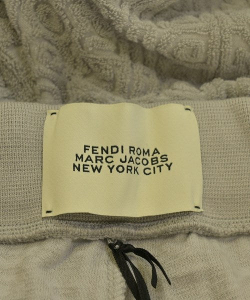 FENDI กางเกงขาสั้น