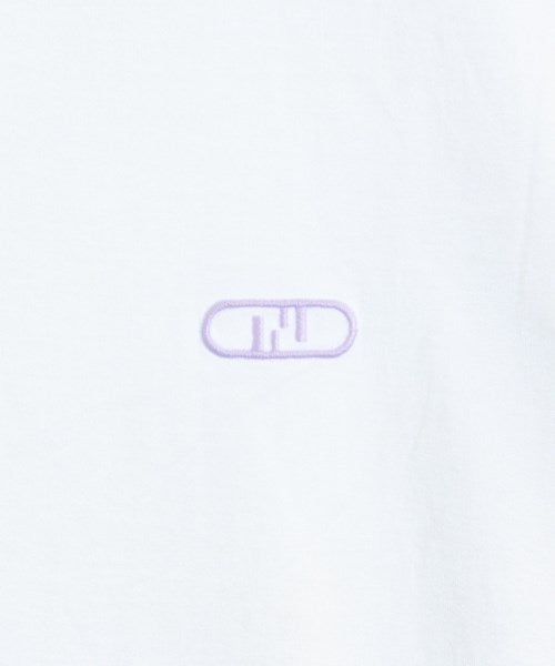 FENDI เสื้อยืด/เสื้อท็อปส์