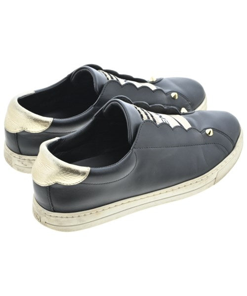 FENDI รองเท้าผ้าใบ