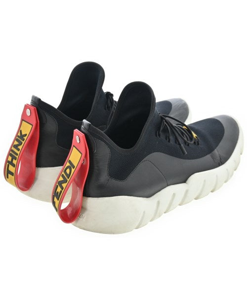 FENDI รองเท้าผ้าใบ