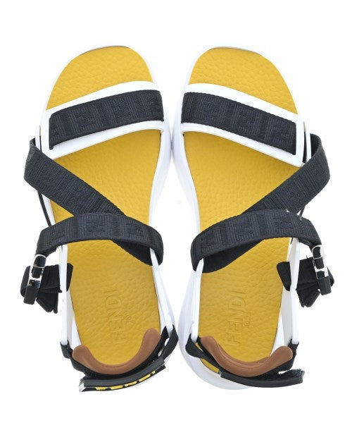 FENDI รองเท้าแตะ