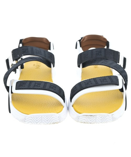 FENDI รองเท้าแตะ