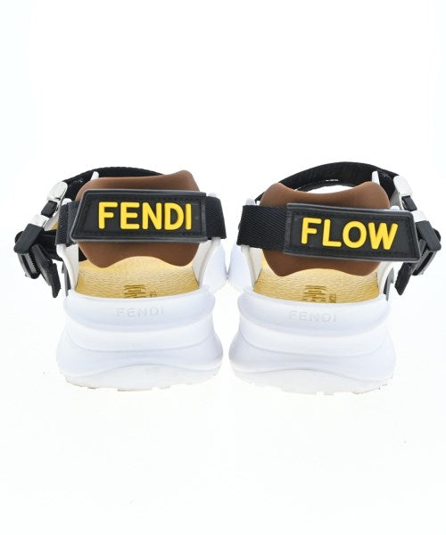 FENDI รองเท้าแตะ