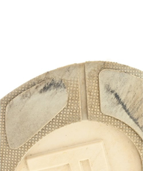 FENDI รองเท้าผ้าใบ